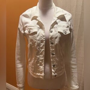 LIKE NEW | Guess | Women's White Denim Relaxed Soft Jean Jacket Size Small